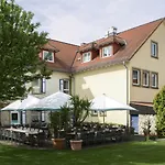 Hofgut Wissberg - Weinberghotel Hotel 4*