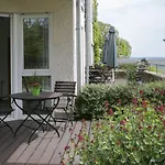 Hotel Hofgut Wissberg - Weinberghotel