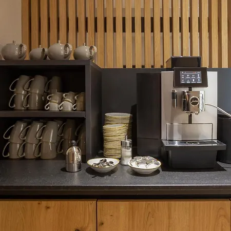 Hofgut Wissberg - Weinberghotel Отель 4*