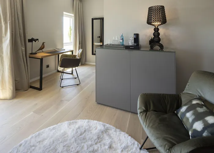 호텔 Hofgut Wissberg - Weinberghotel 상트요한